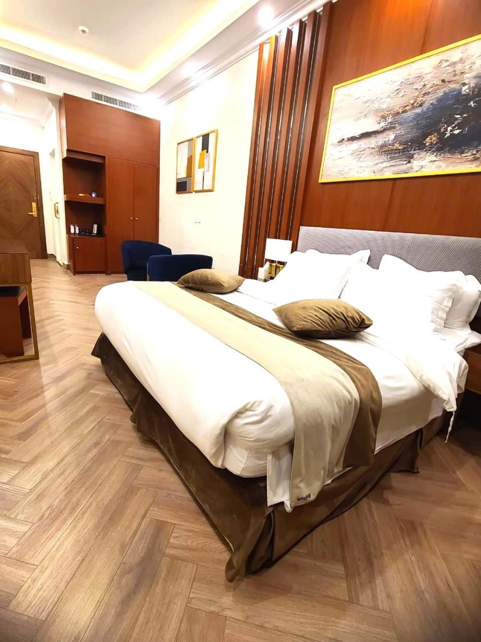 Smayah Hotel Riyadh Bagian luar foto